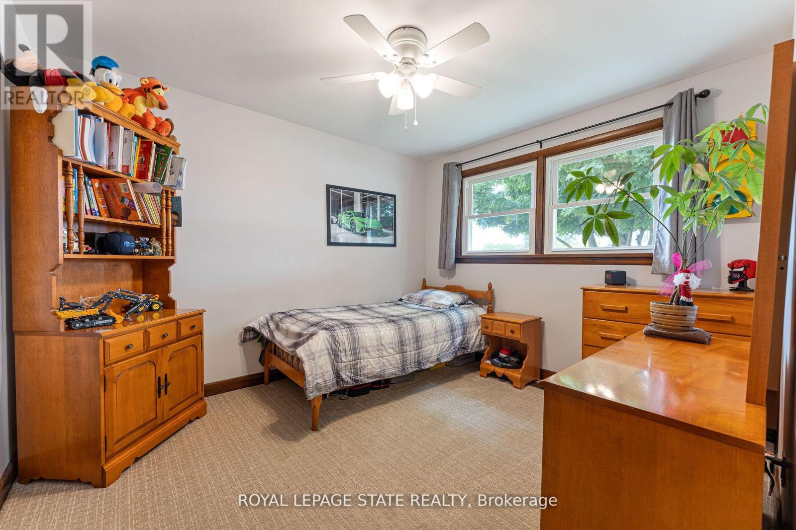 41 LECKIE AVE