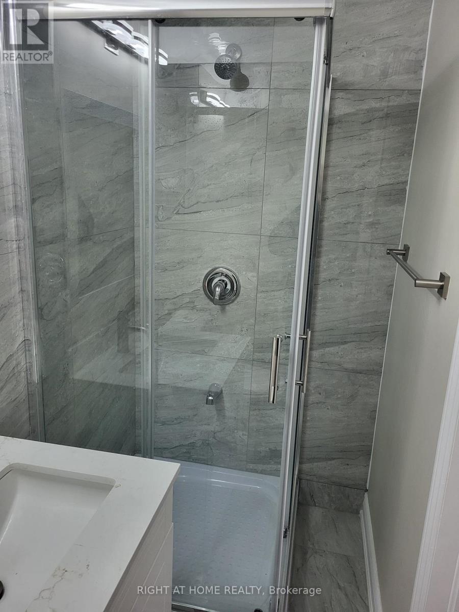 22 COLONIAL CRT