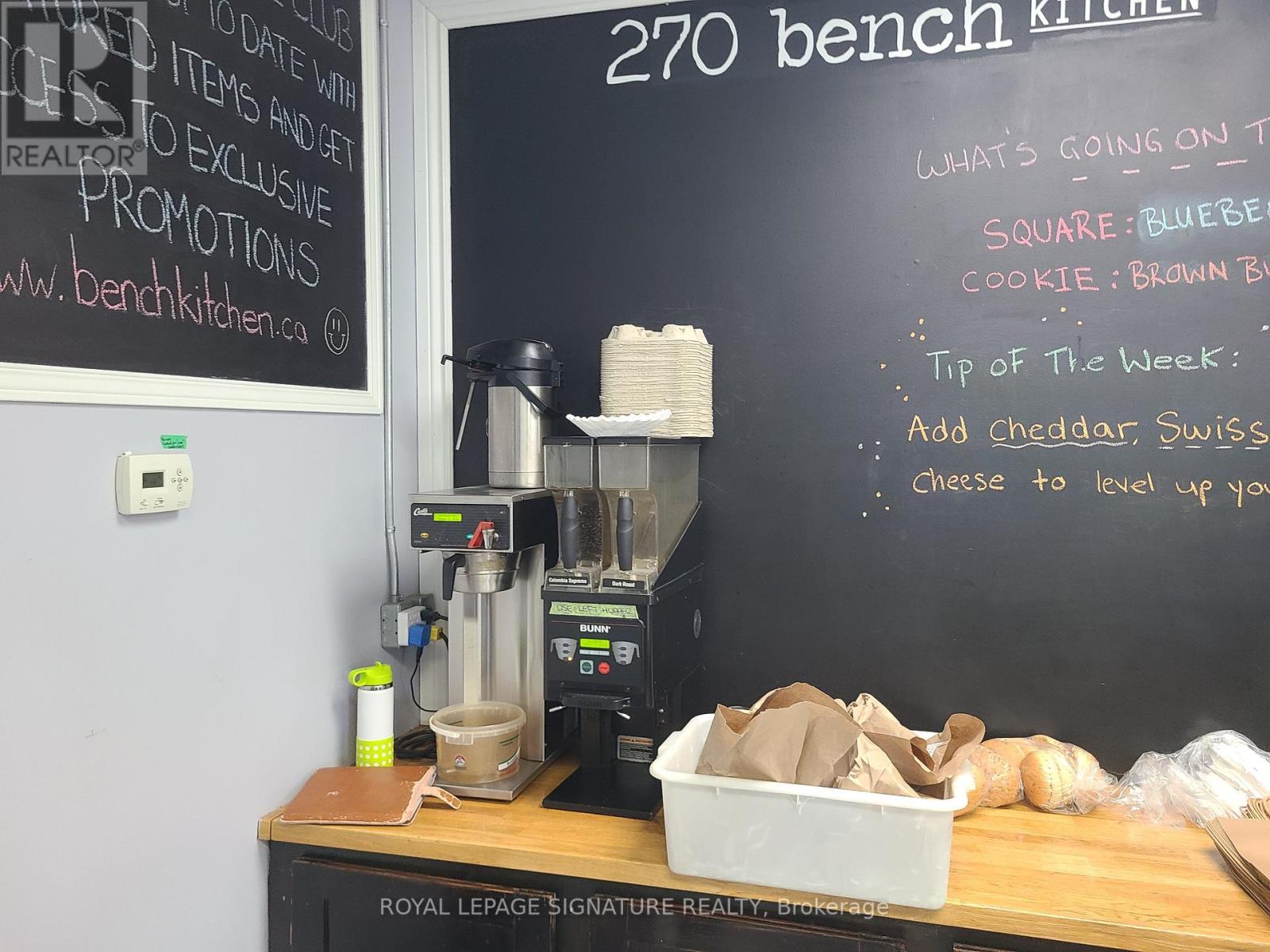 270 MAIN ST E