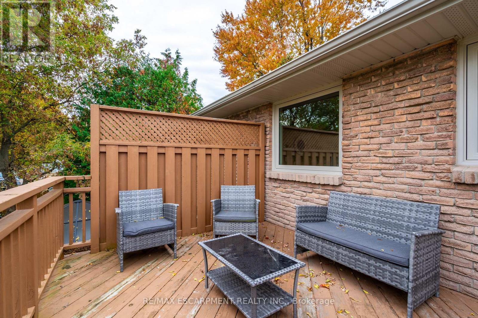 4 VALLEYDALE CRT