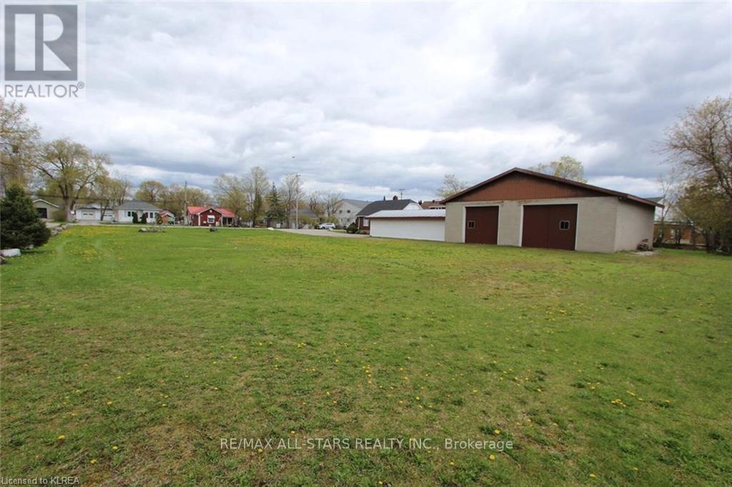 22 JOSEPH & LOT 8 PL70 ST