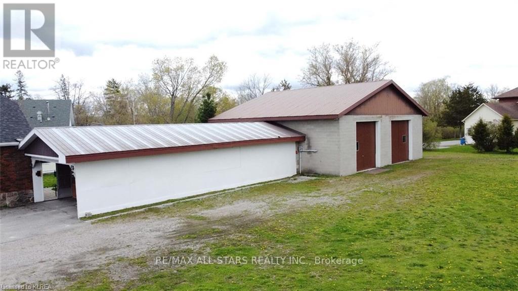 22 JOSEPH & LOT 8 PL70 ST