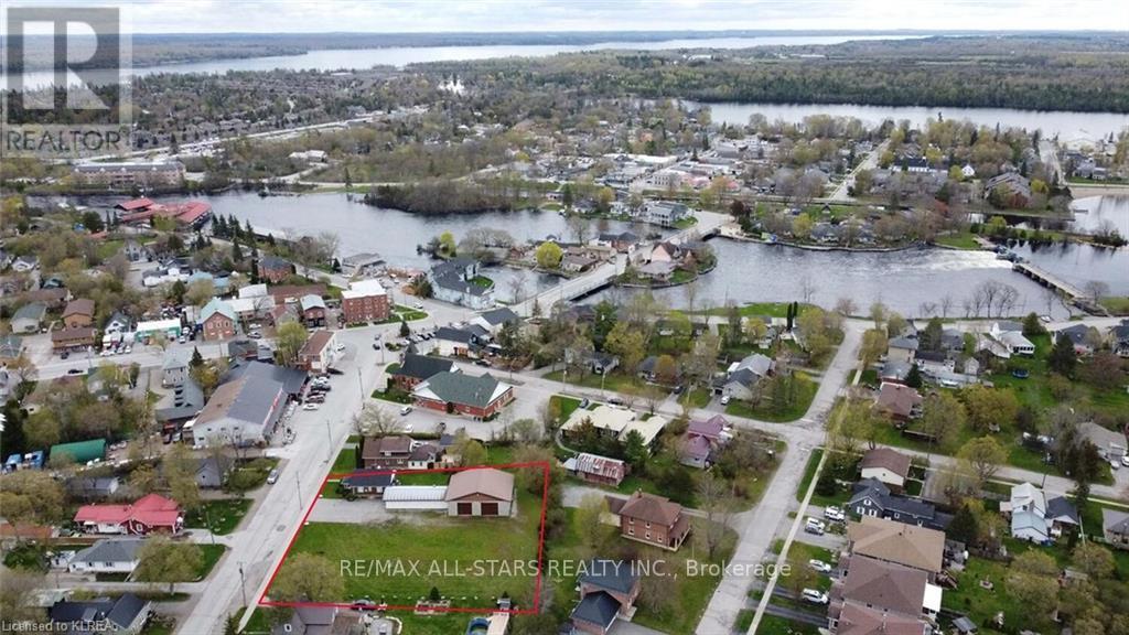 22 JOSEPH & LOT 8 PL70 ST