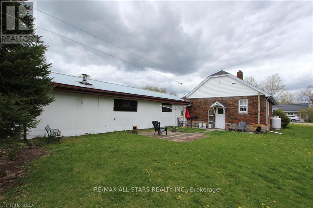 22 JOSEPH & LOT 8 PL70 ST