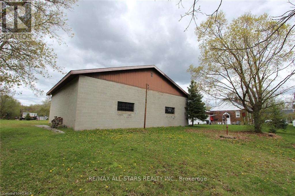 22 JOSEPH & LOT 8 PL70 ST
