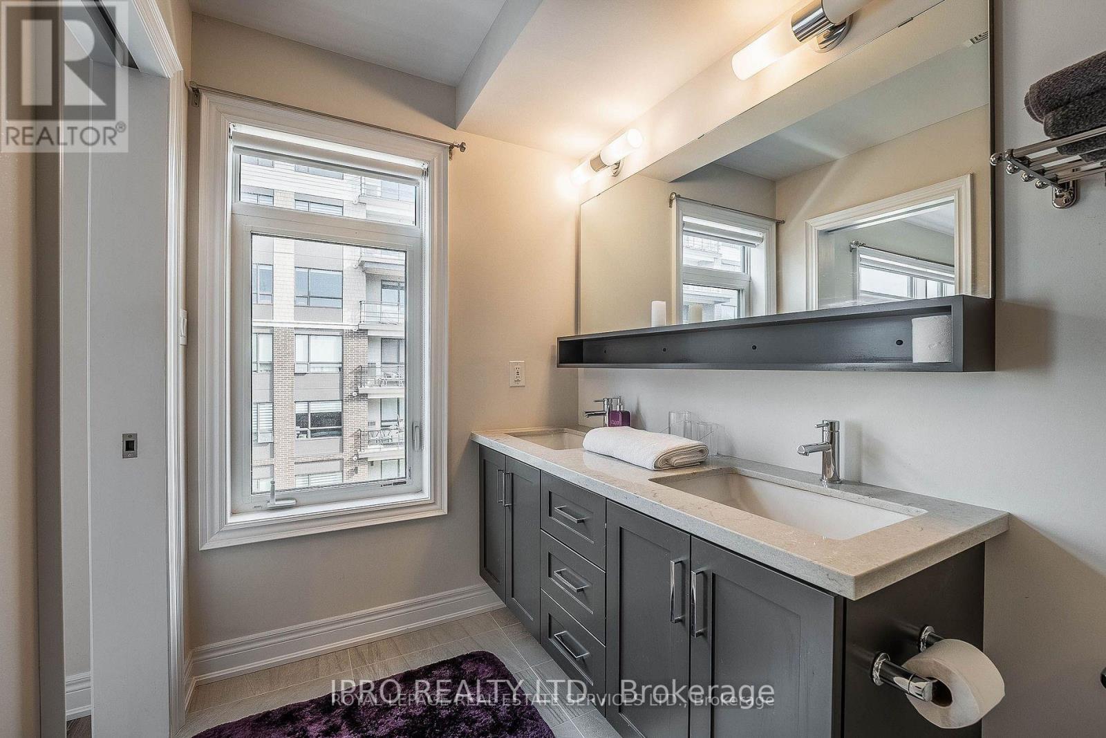 16 WATERVIEW LANE
