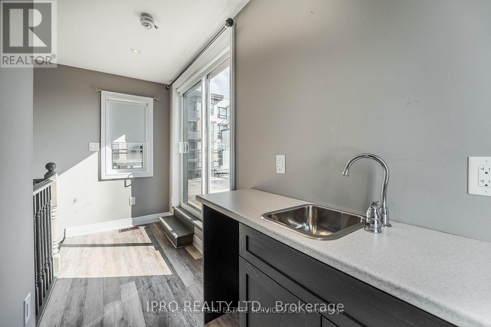 16 WATERVIEW LANE