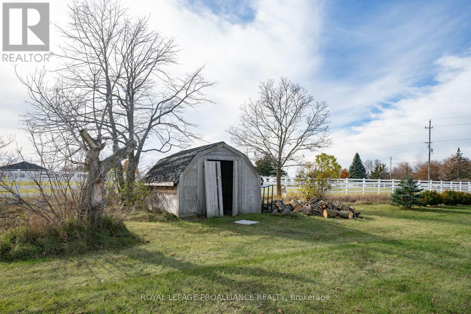 852 COUNTY ROAD 5