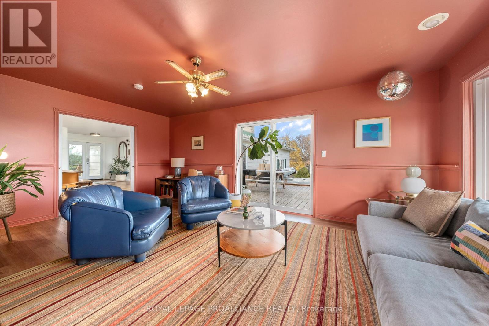 852 COUNTY ROAD 5