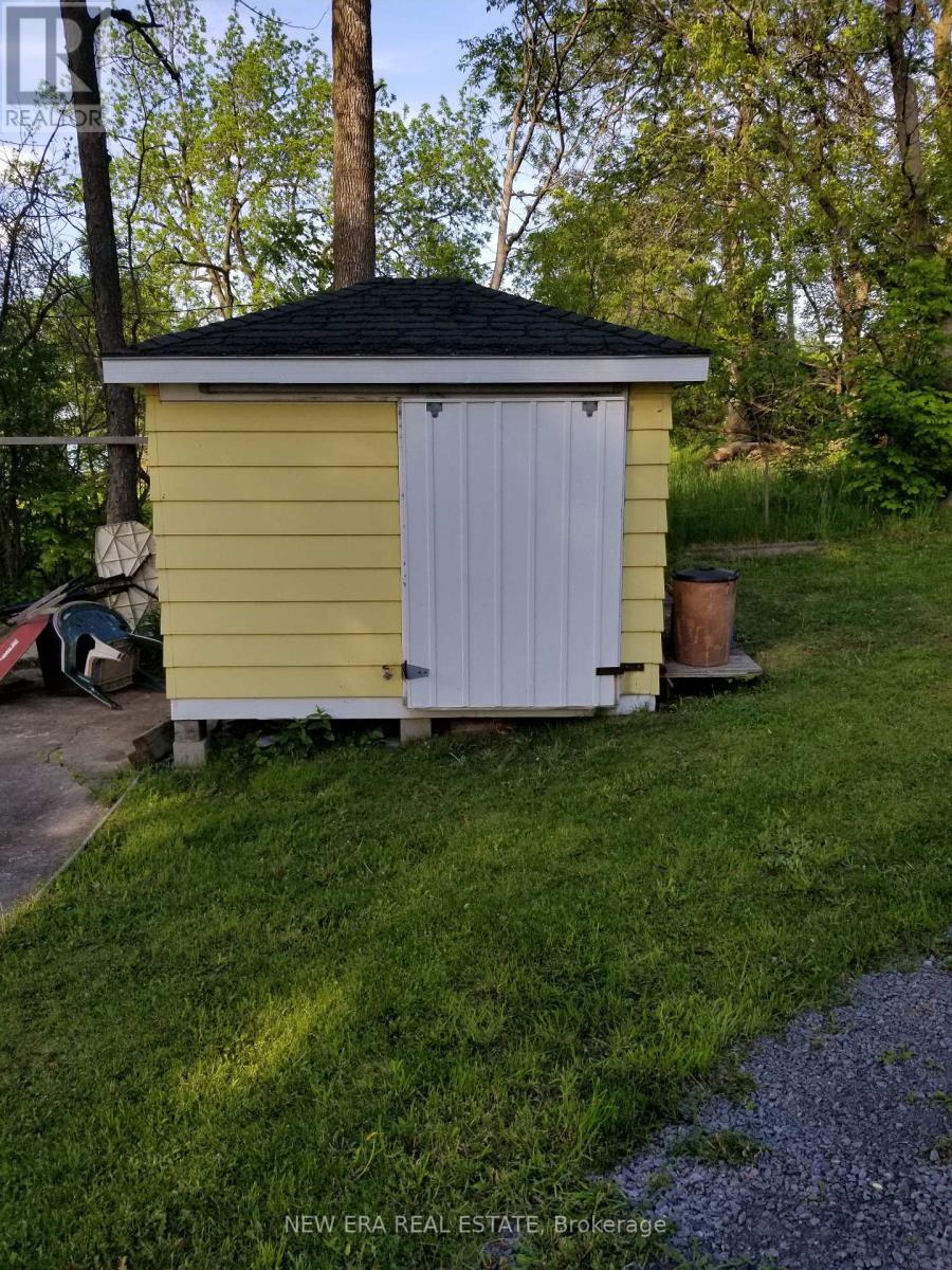 1303 SOUTH SHORE RD