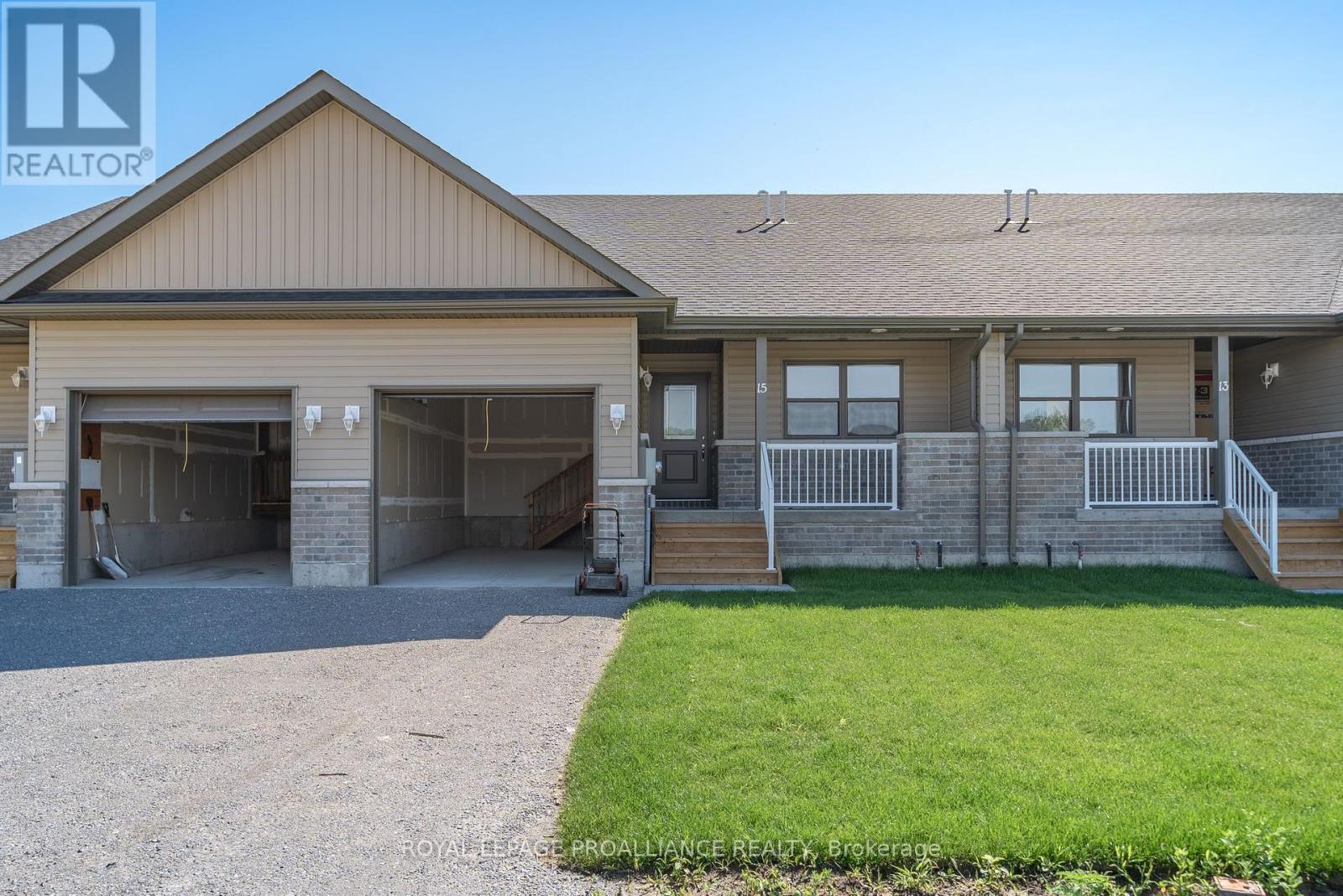 21 CLAYTON JOHN AVE