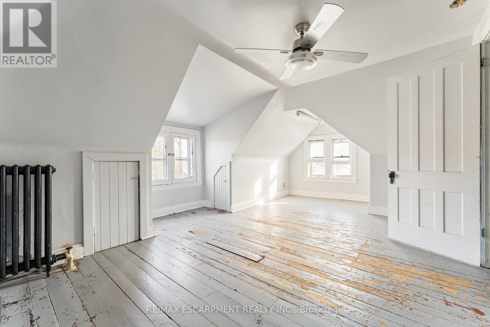 214 ROBINSON RD