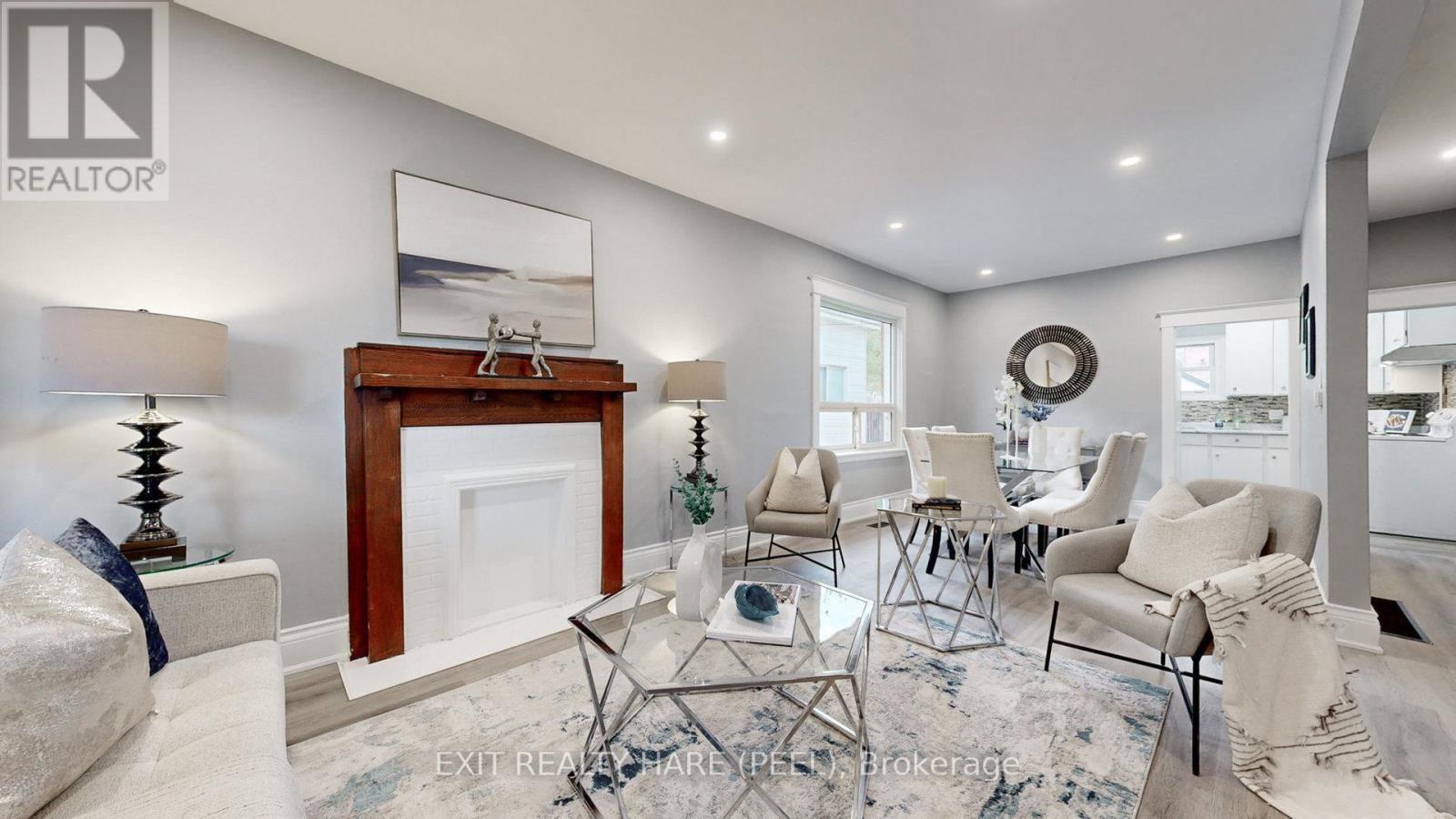 214 ROSSLYN AVE S