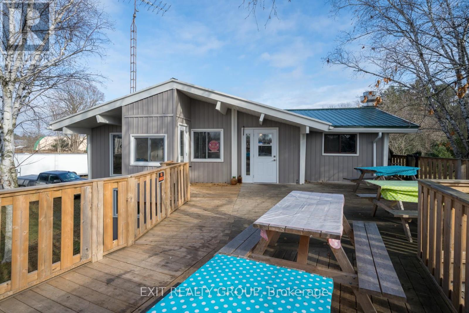 7896 HIGHWAY 37