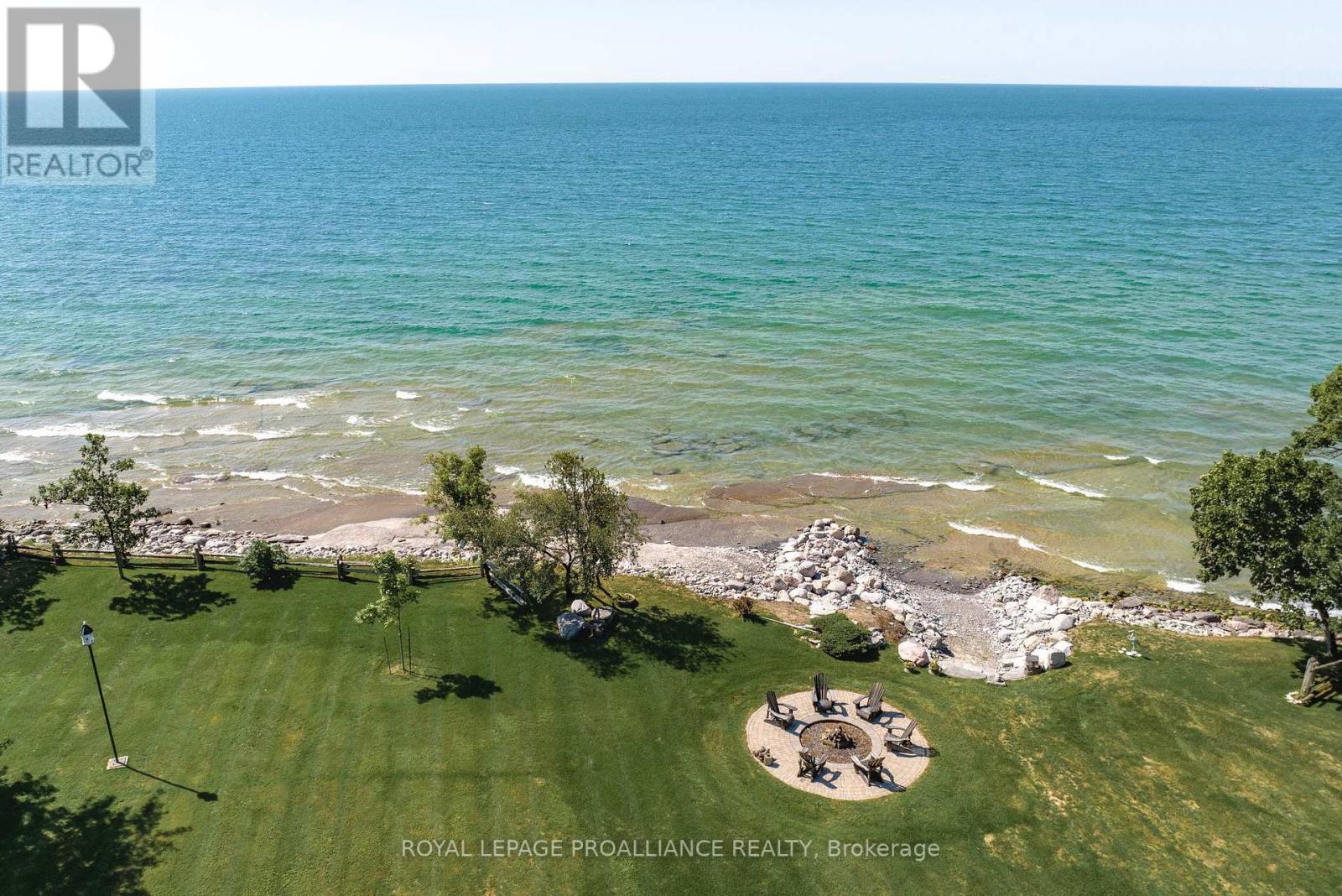 1261 COUNTY RD 20 RD