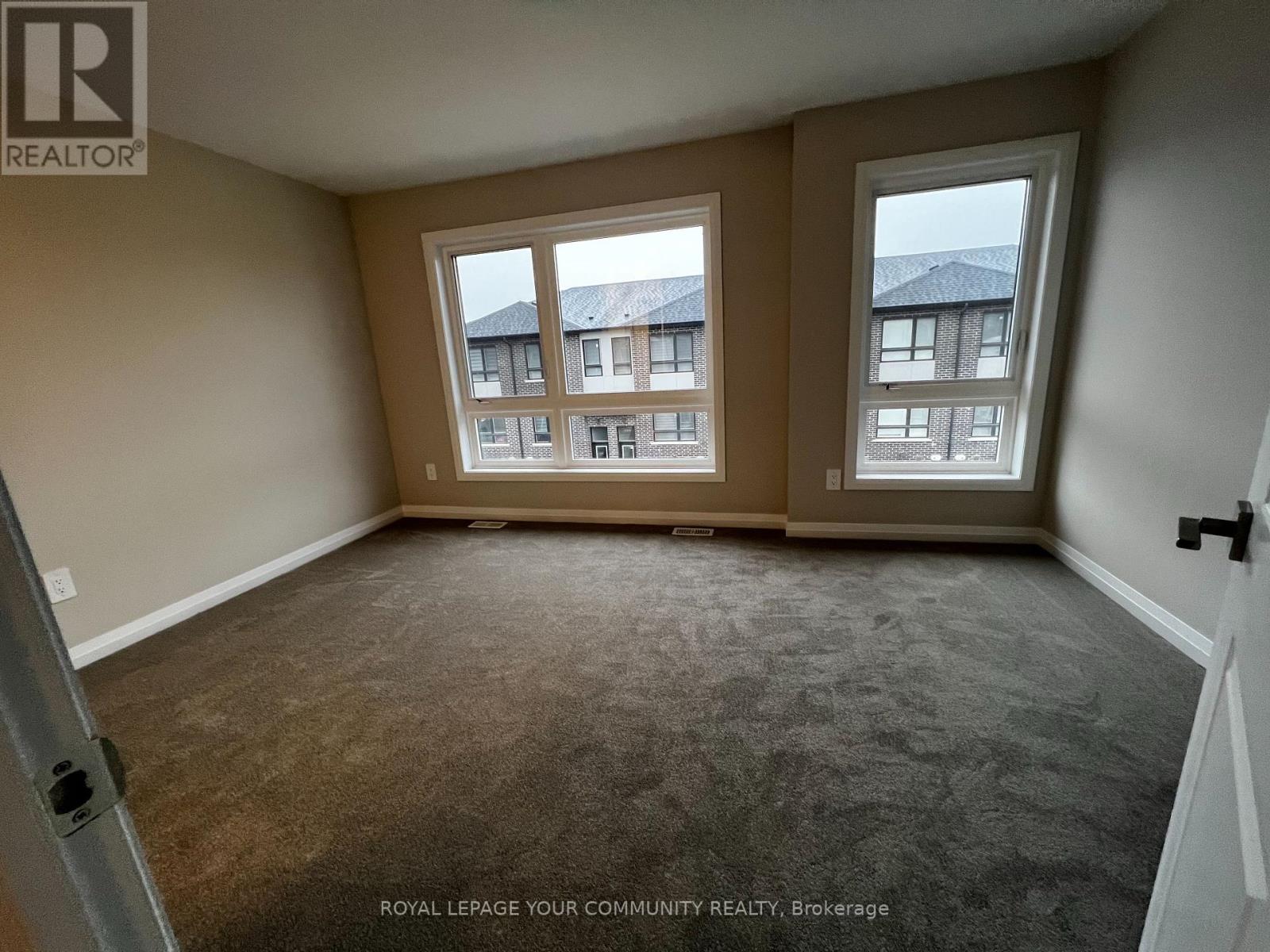 #56 -720 GREY ST, #56
