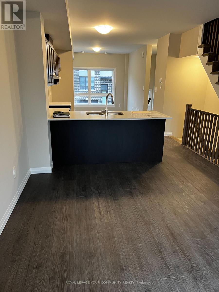 #56 -720 GREY ST, #56