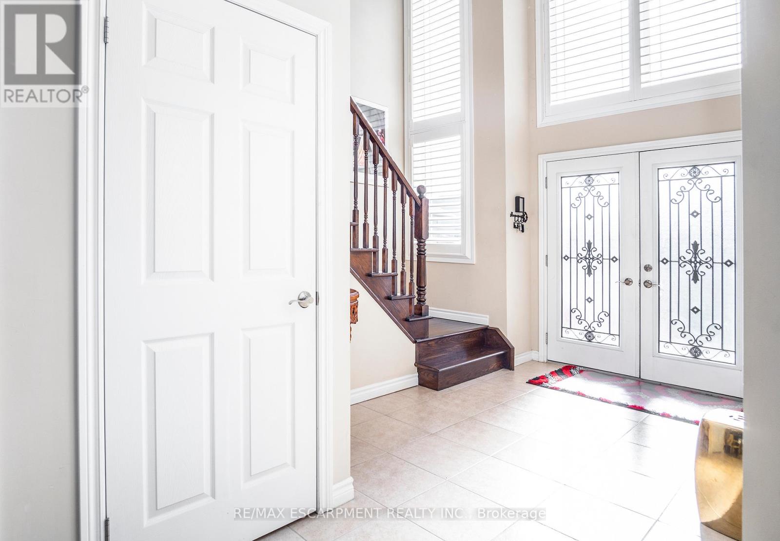 1363 UPPER PARADISE RD