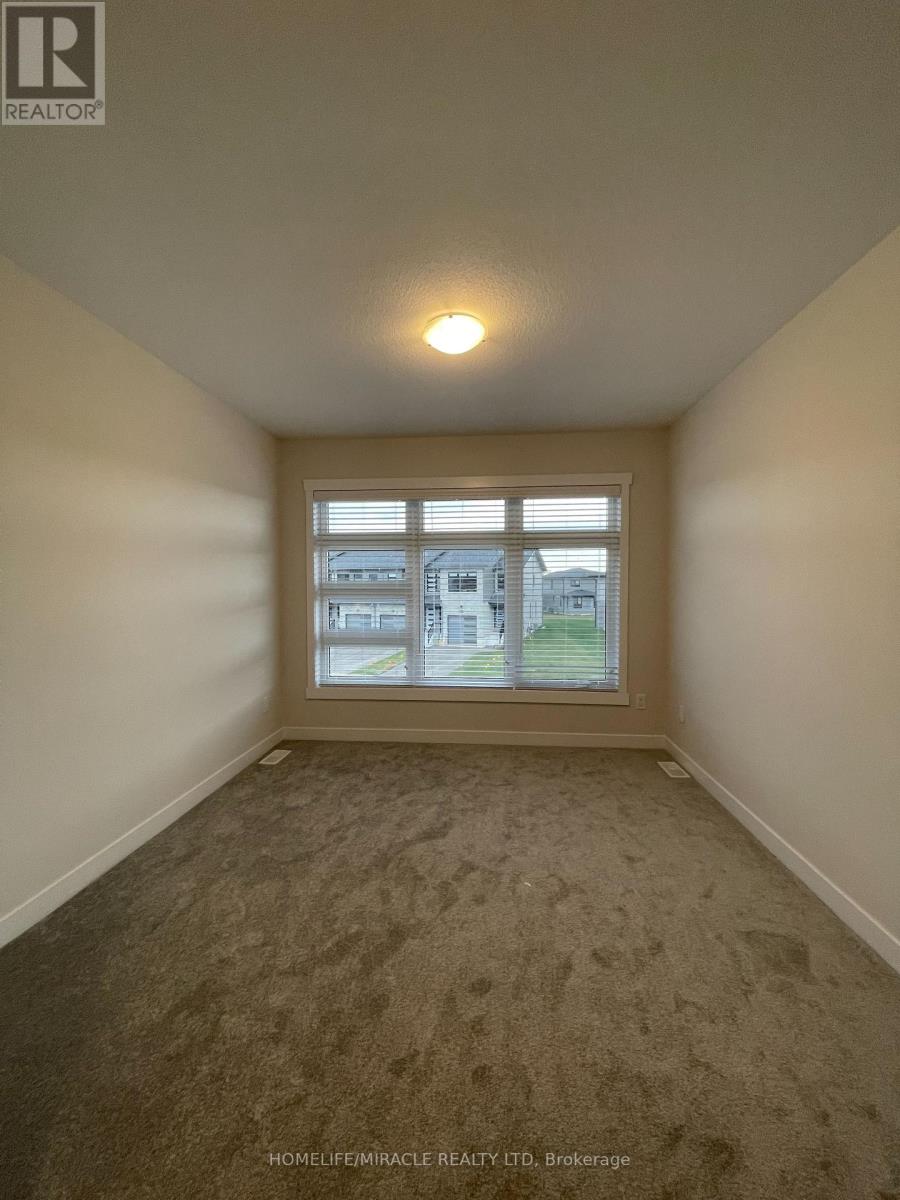 37 WILKINSON AVE