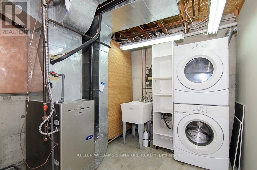 #44 -76 FRANCES AVE, #44