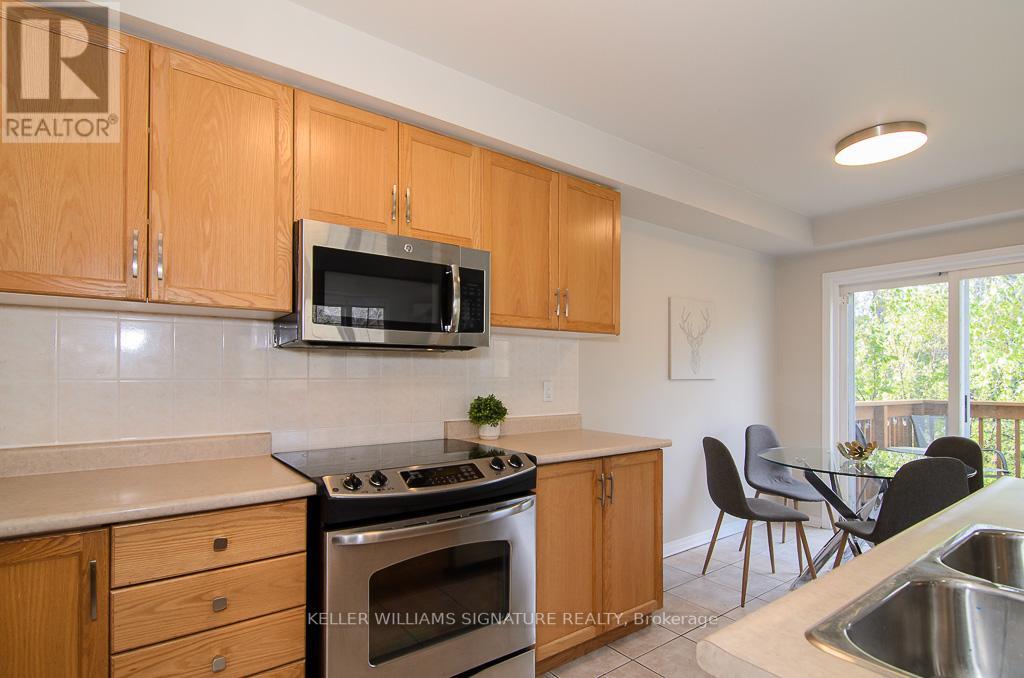 #44 -76 FRANCES AVE, #44
