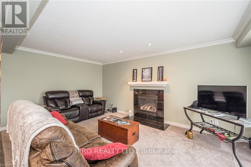 5 HAVENWOOD CRT