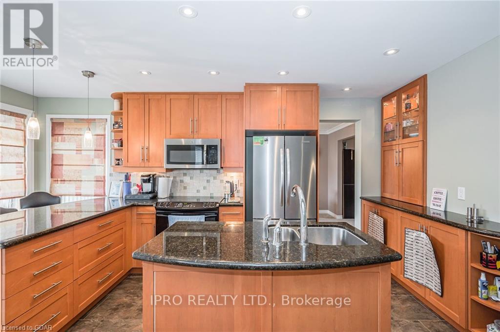 5 HAVENWOOD CRT