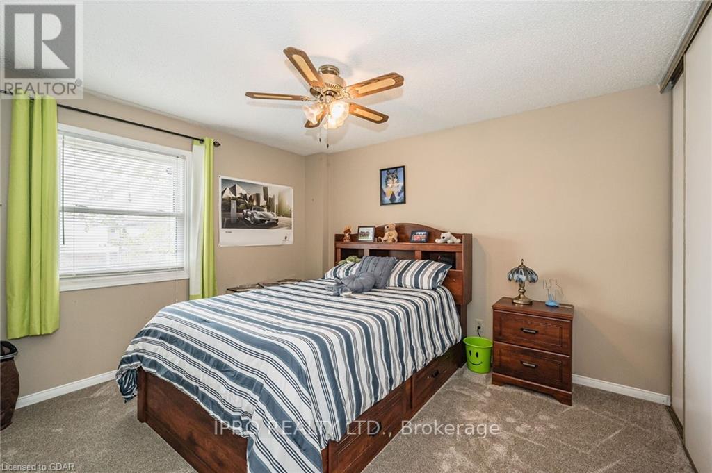 5 HAVENWOOD CRT
