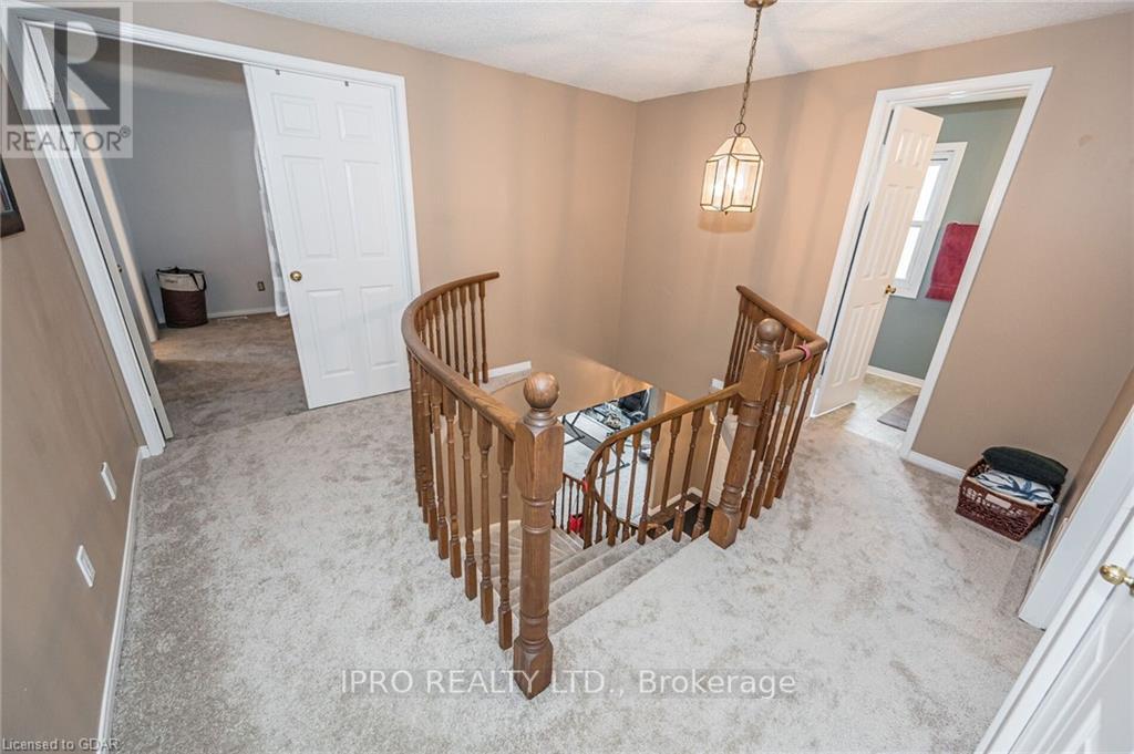 5 HAVENWOOD CRT