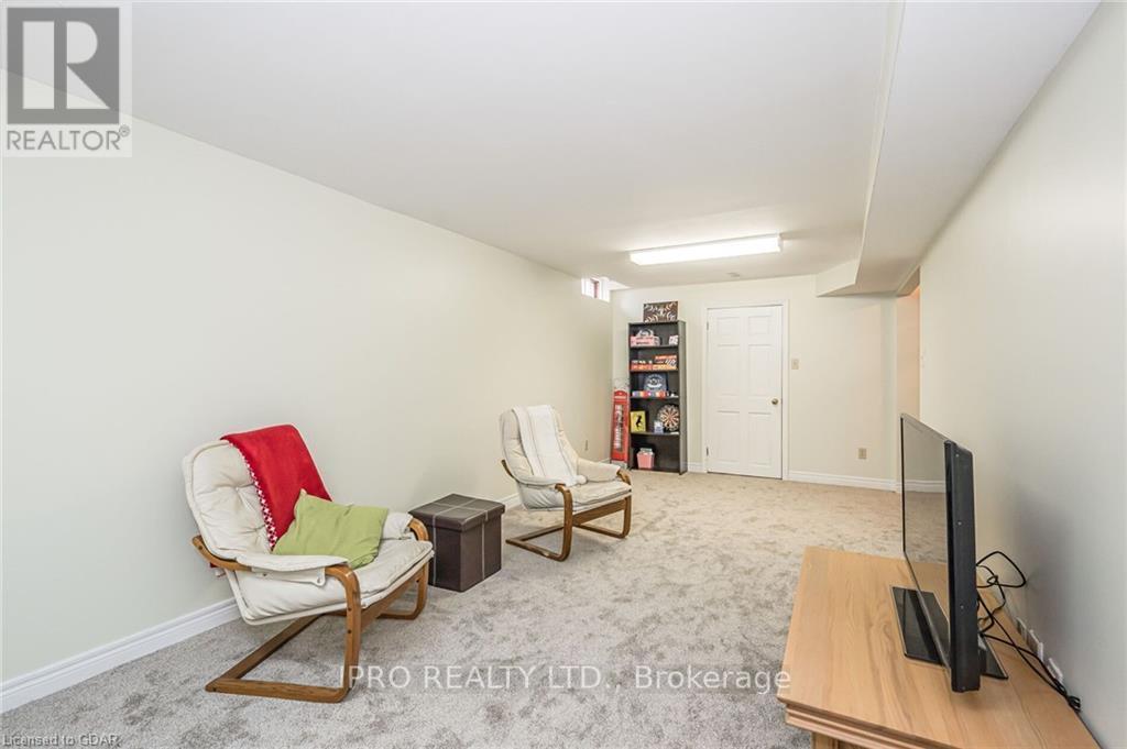 5 HAVENWOOD CRT