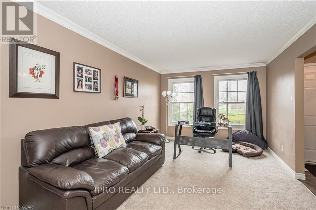 5 HAVENWOOD CRT