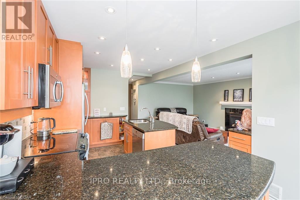 5 HAVENWOOD CRT