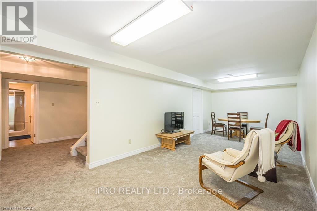 5 HAVENWOOD CRT