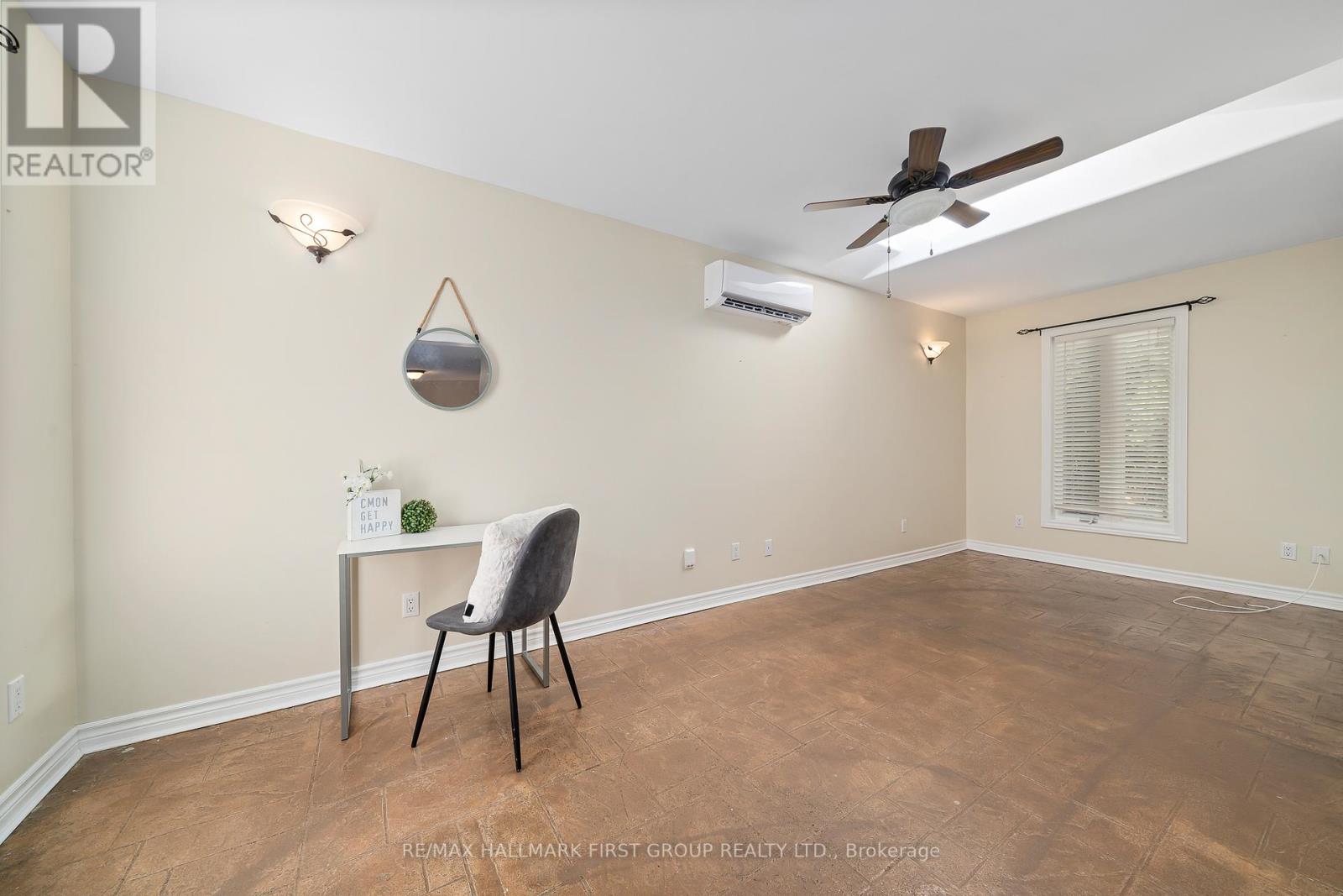 7 BLAKE ST