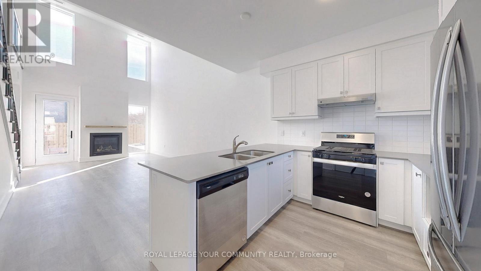 #2 -19 WEST ST, #2