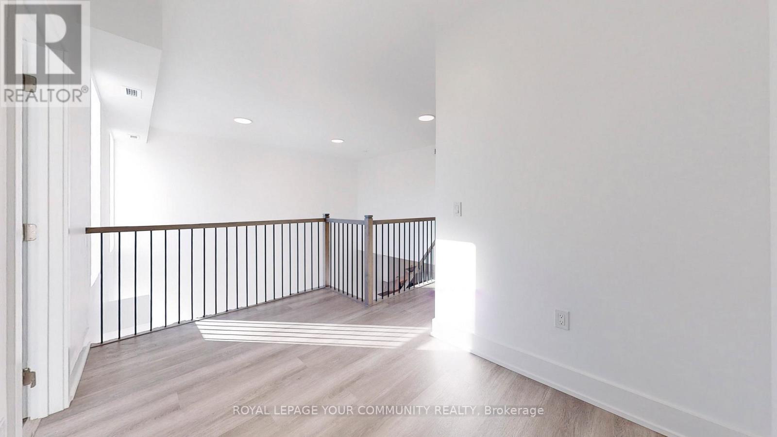 #2 -19 WEST ST, #2