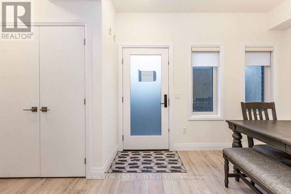 #A -39 LILY LANE, #A