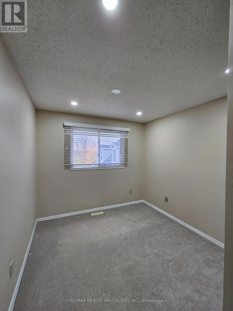 106 MILLWOOD CRES