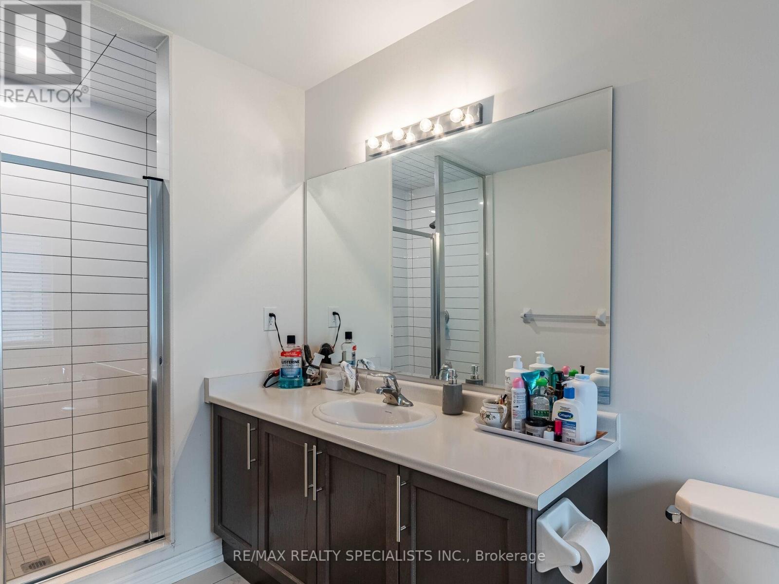 #104 -166 DEERPATH DR, #104