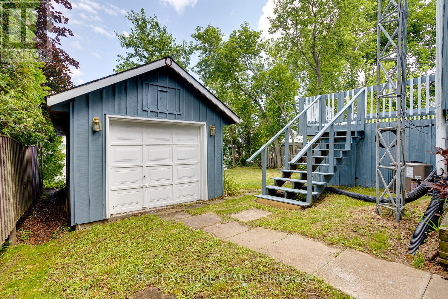 13 MCGILL DR