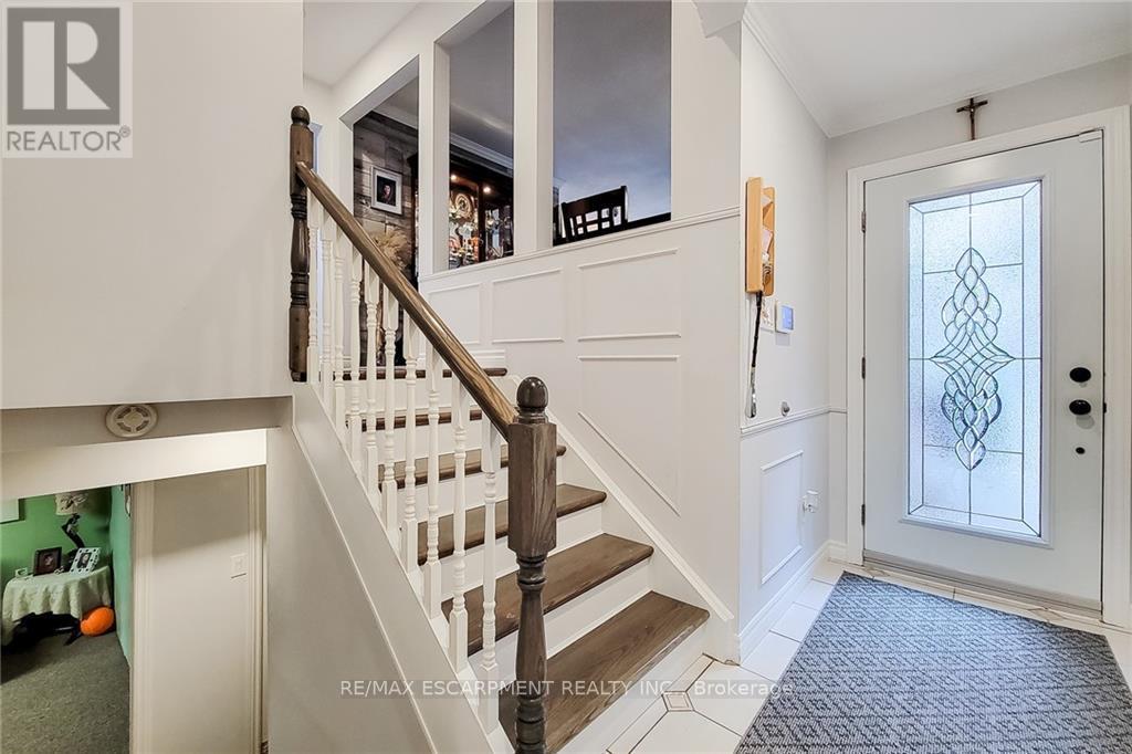 14 BROOKSTREAM CRT