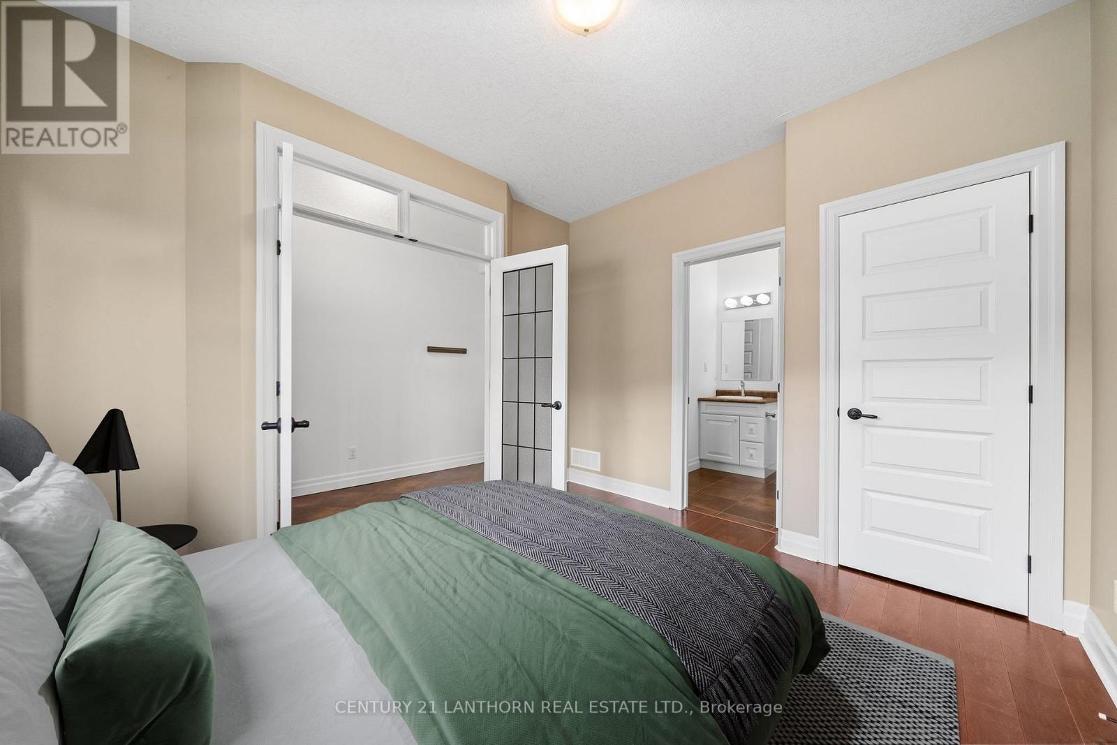 #37 -24 S. CHURCH ST, #37