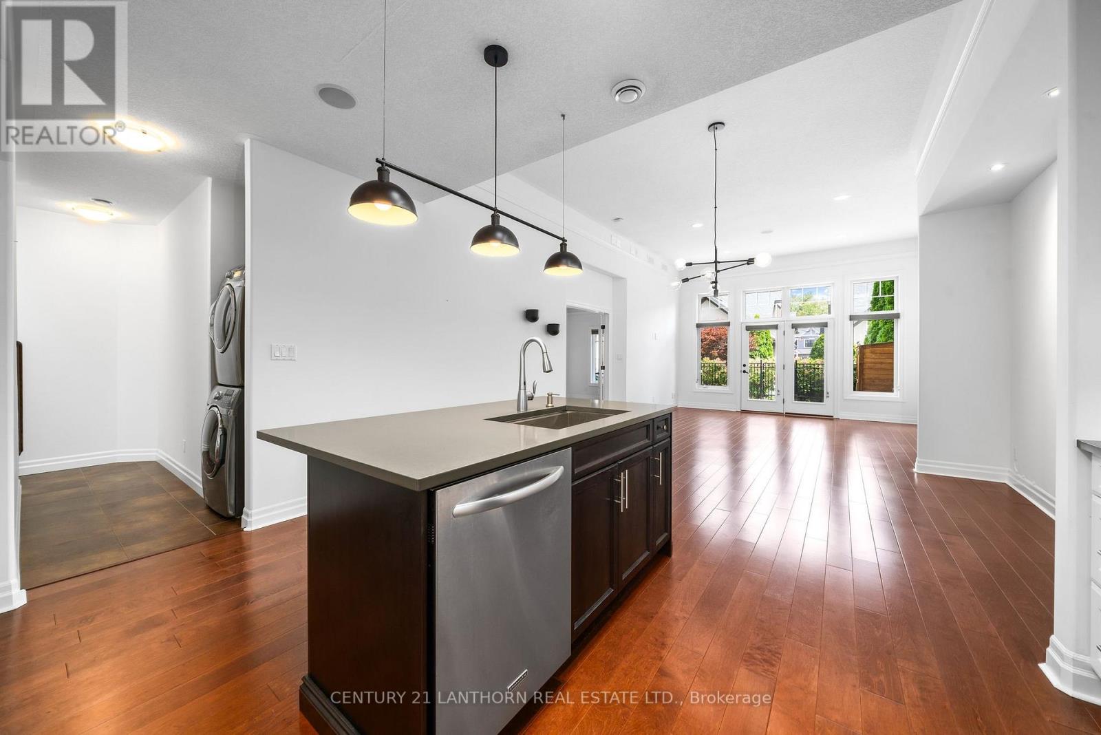 #37 -24 S. CHURCH ST, #37