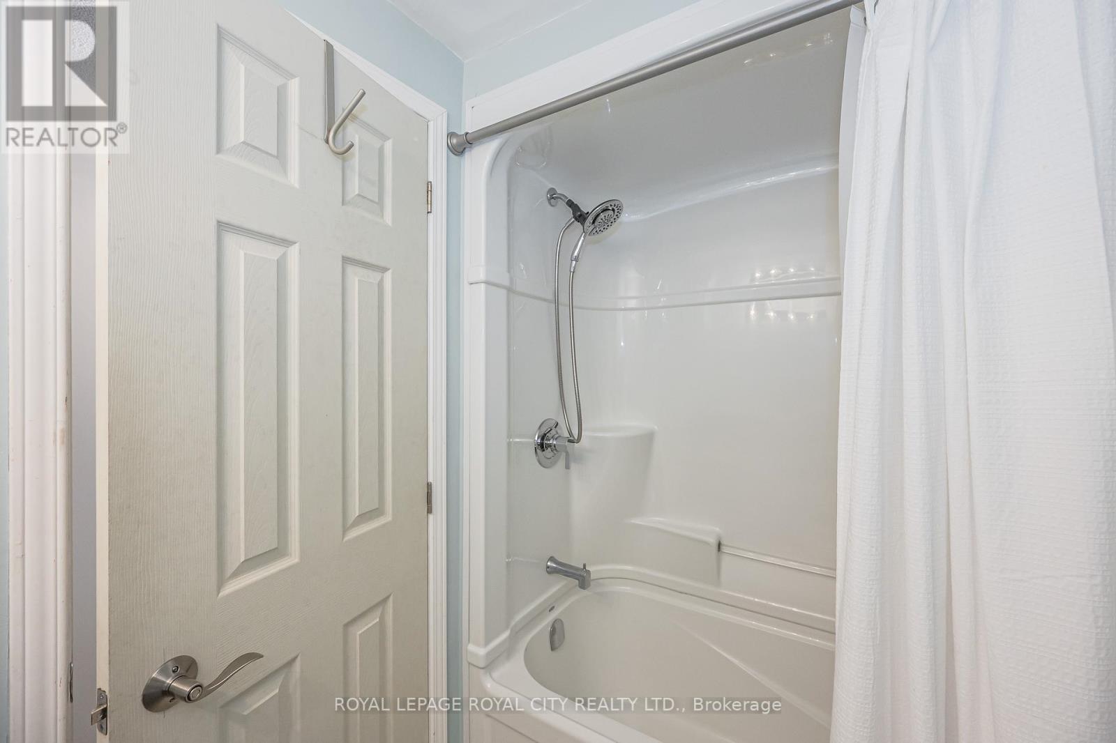 #33 -941 GORDON ST