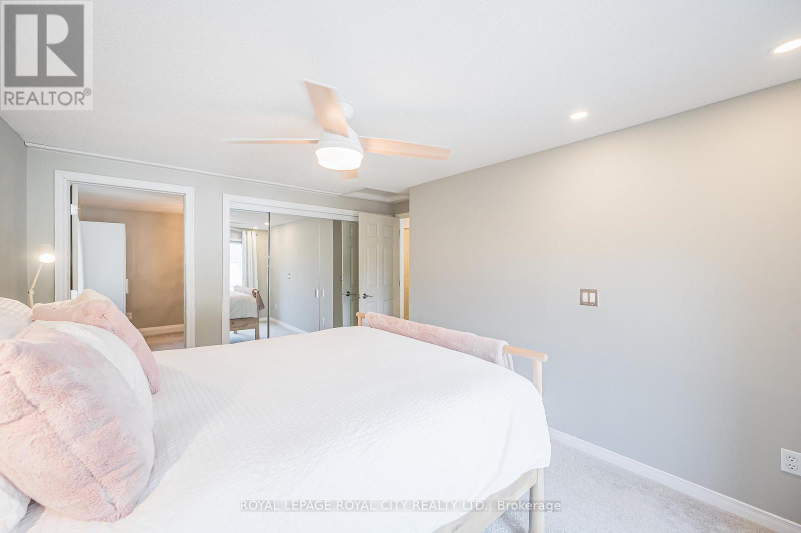 #33 -941 GORDON ST