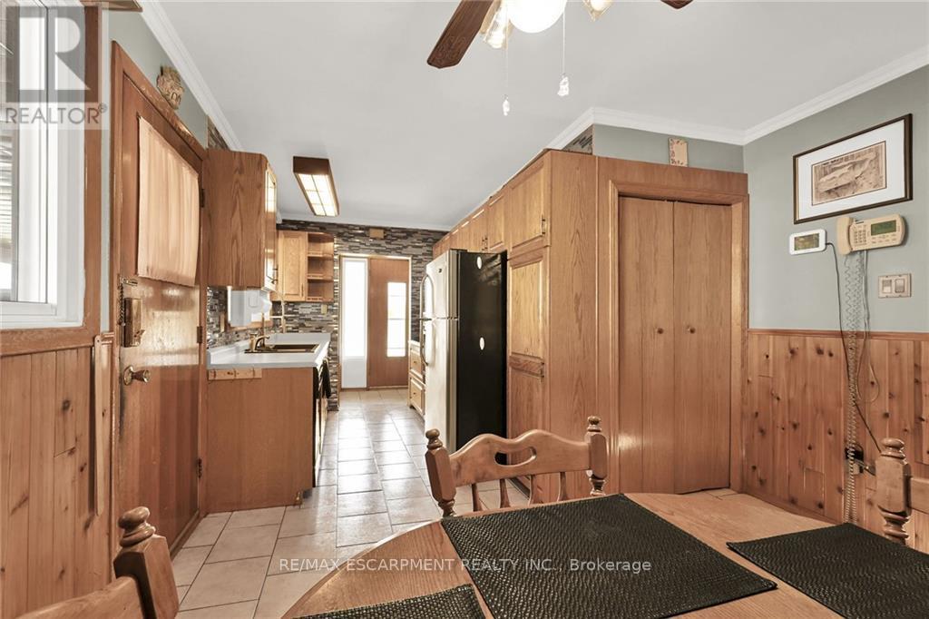 135 NASH RD N