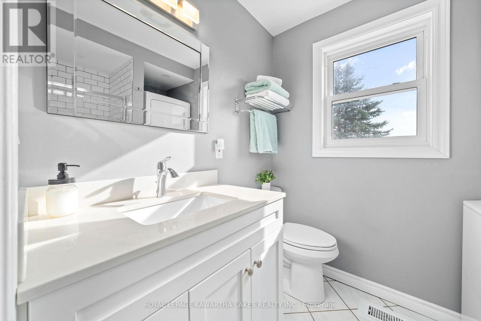 1086 HAYES LINE