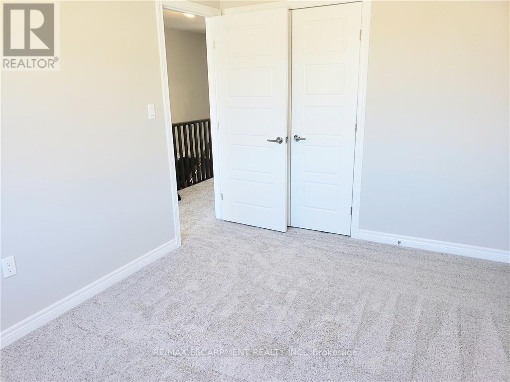 34 ZOE LANE S