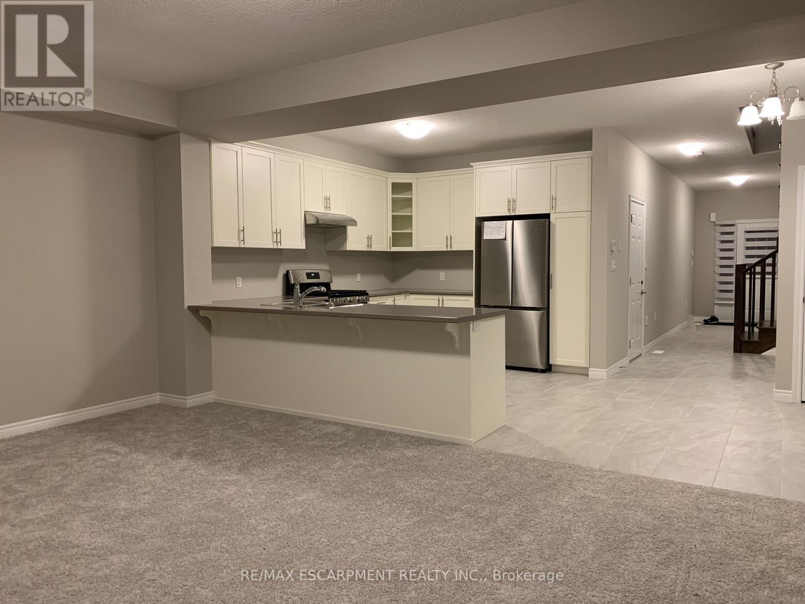 34 ZOE LANE S