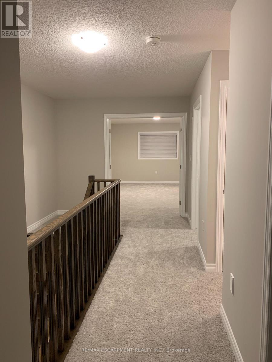 34 ZOE LANE S